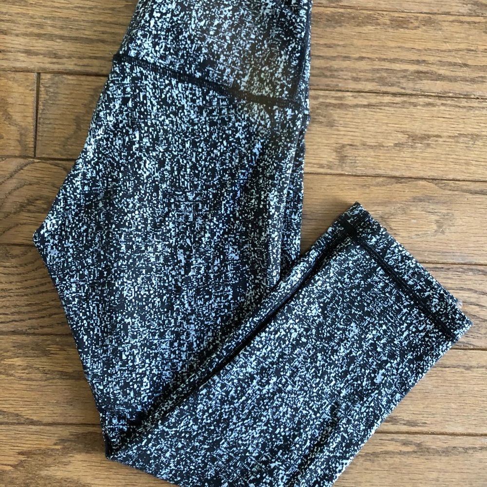 Lululemon Cropped Leggings